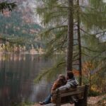 ahmetyuksek-couple-on-bench-10140688_1920